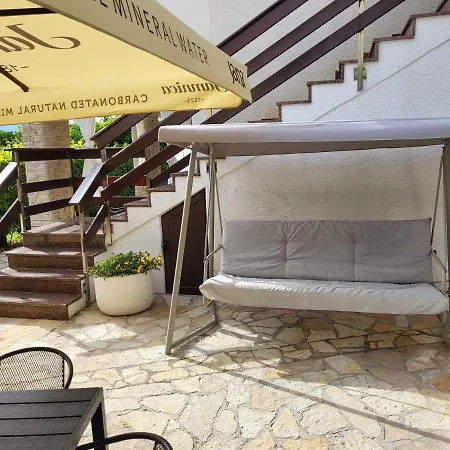 Apartments&rooms Iva Pag Town
