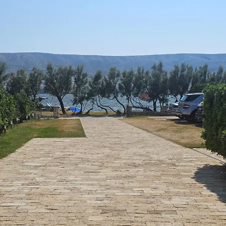 Appartement Apartments&rooms Iva *